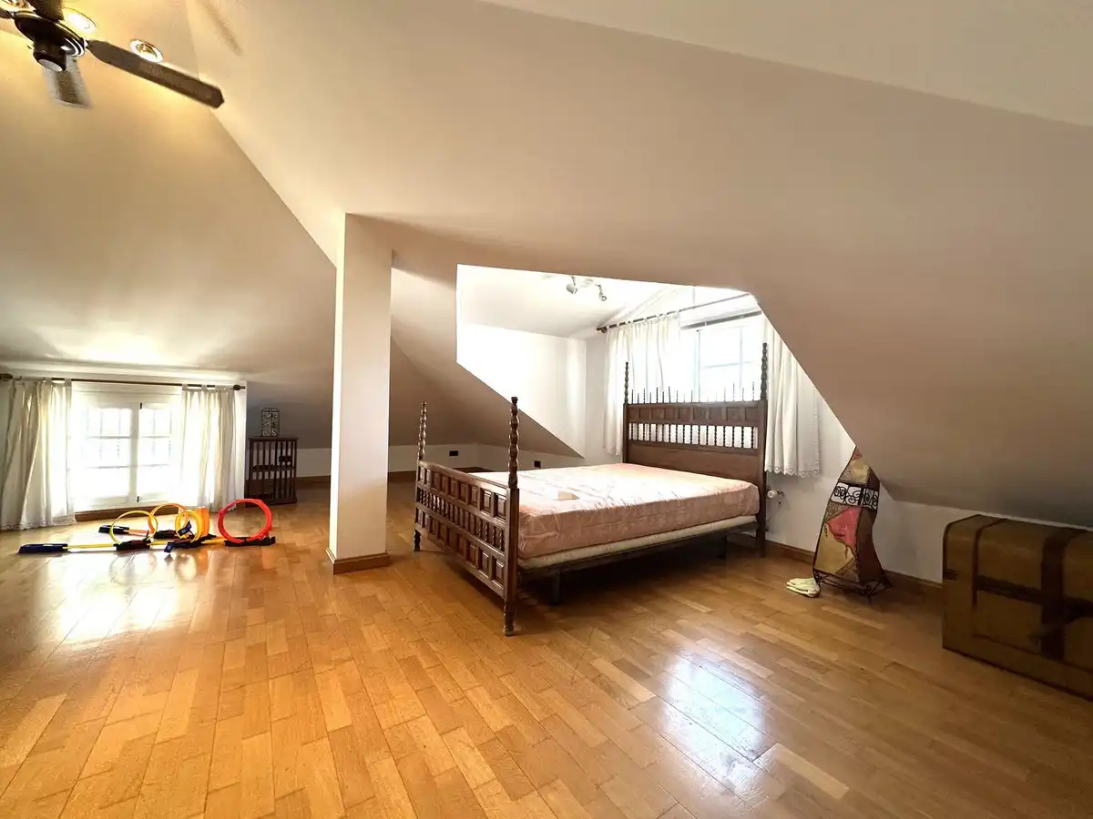 Chalet con piscina en venta en Avenida Pablo Ruiz Picasso 11, imagen 13