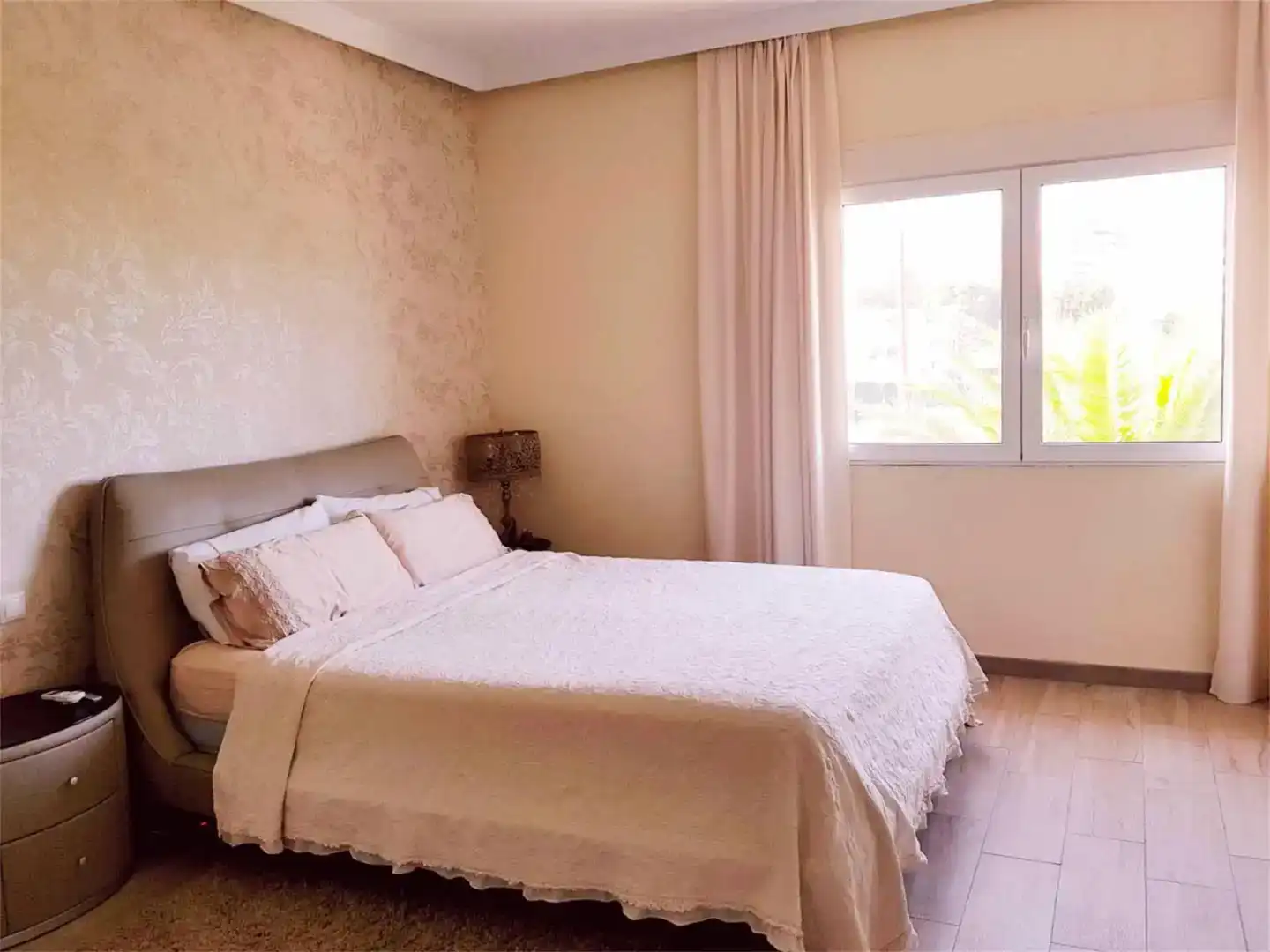 Dormitori de Casa adosada en venda en El Campello amb Aire condicionat, Jardí privat i Traster