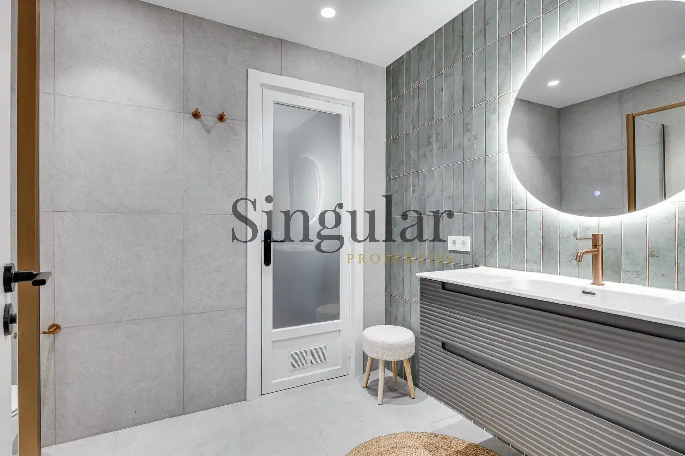 Baño de Piso en venta en Barcelona con Aire acondicionado, Calefacción y Balcón