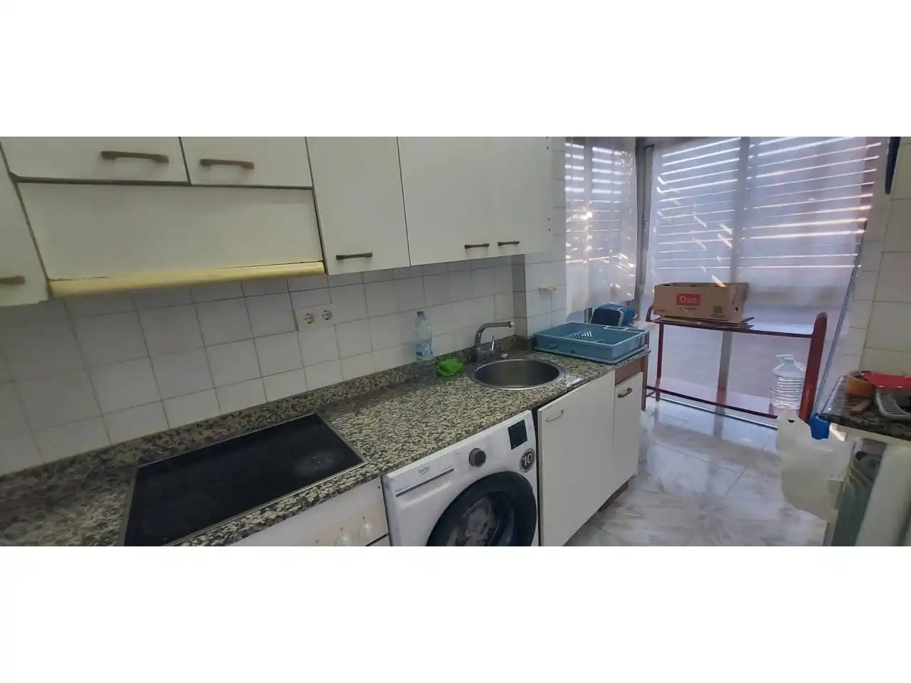 Kitchen of Flat for sale in  Logroño  with Heating, Terrace and Storage room