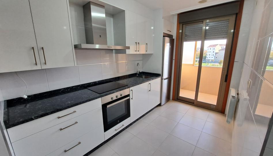 Foto 1 de Pis de lloguer a Rúa Río Limia, Ventiun, Ourense