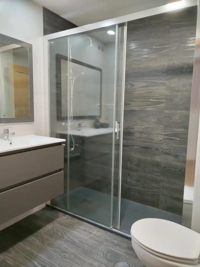 Bathroom of Flat for rent in Arganda del Rey  with Air Conditioner, Heating and Private garden