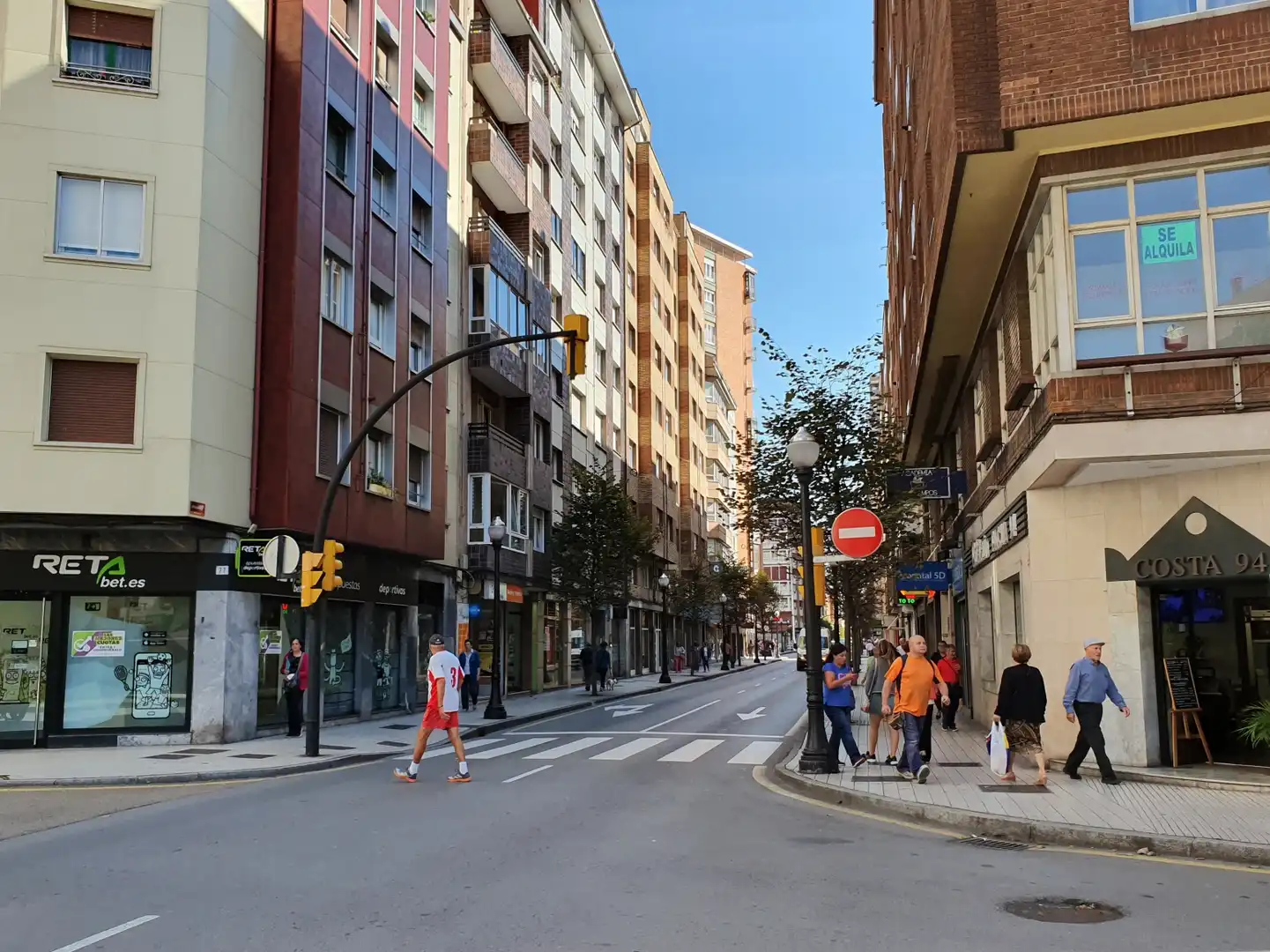 Vista exterior de Oficina de alquiler en Gijón  con Calefacción