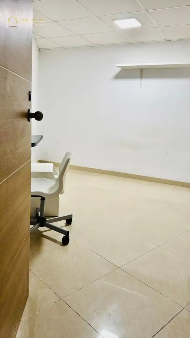 Vista exterior de Oficina en venta en Quart de Poblet con Aire acondicionado, Terraza y Amueblado