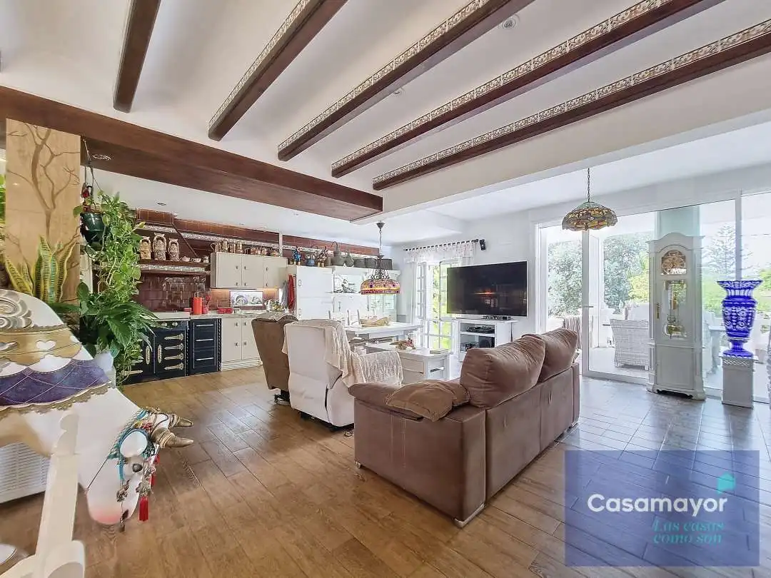 Houses for sale in Sol y Luz