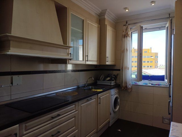 Flat for sale in Calle la Gloria, Alisal - San Román