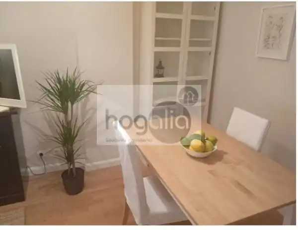 Flat for rent in El Cano - Los Bermejales