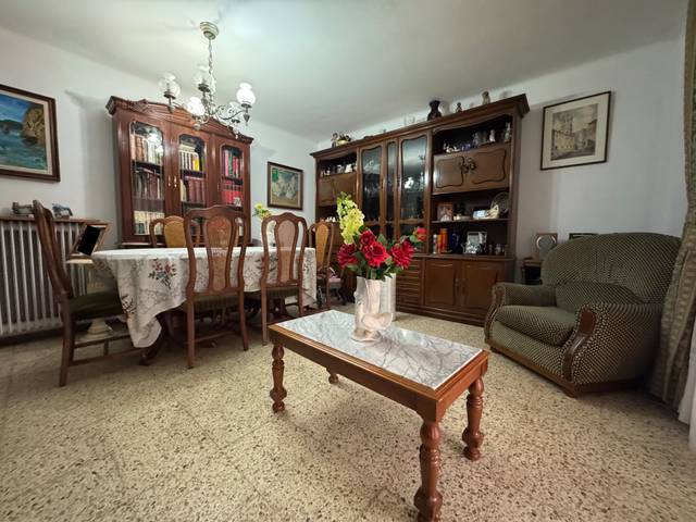 Piso en Venta en PERE COMPTE en Sant Narcís