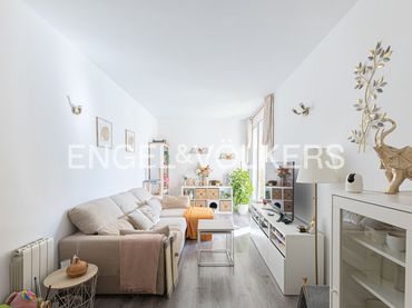 Piso con balcón en venta en La Plana