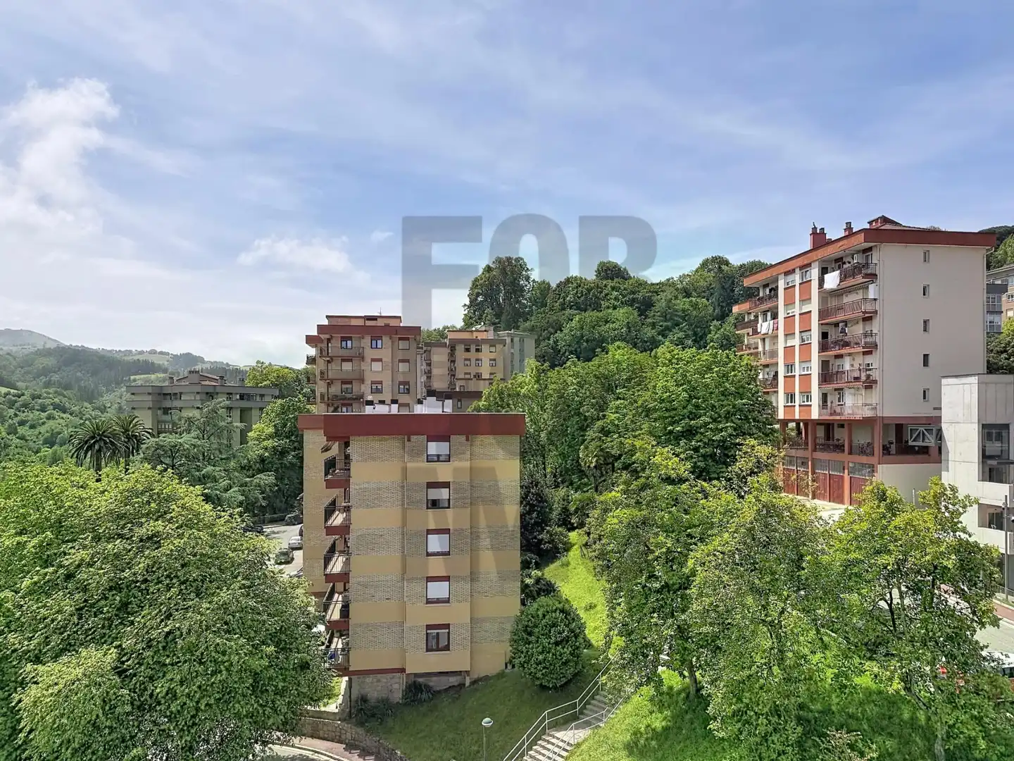 Parking de Piso en venta en Zarautz con Trastero y Balcón
