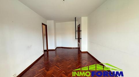Foto 3 de Piso en venta en Avenida Chile, Cuatro Caminos - Plaza de la Cubela, A Coruña Capital