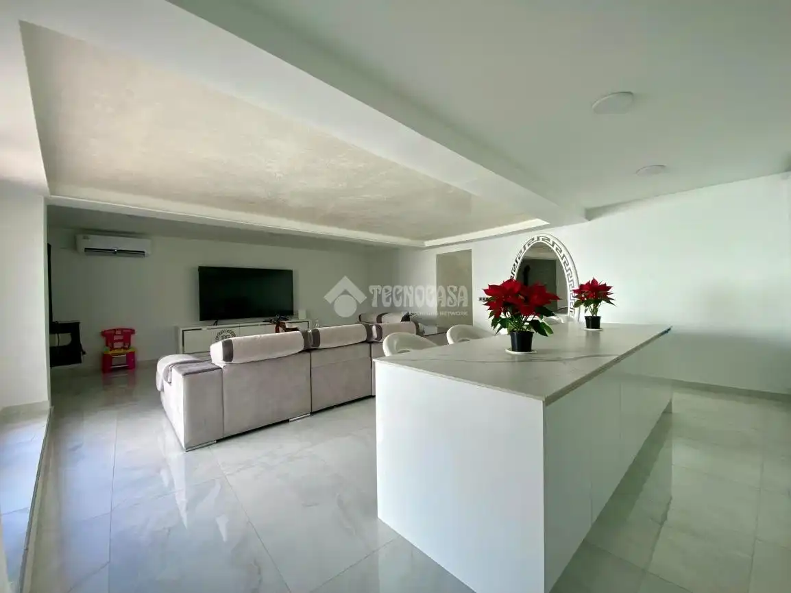 Living room of Detached homes for sale in Úbeda  with Air Conditioner, Heating and Terrace