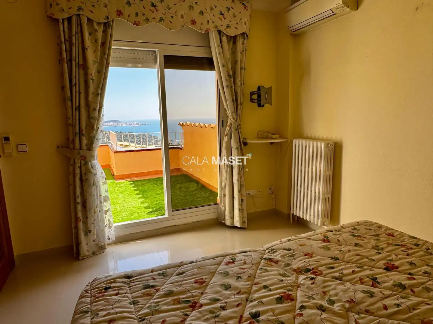 Schlafzimmer von Haus oder Chalet zum Verkauf in Calonge i Sant Antoni mit Heizung, Privatgarten und Terrasse