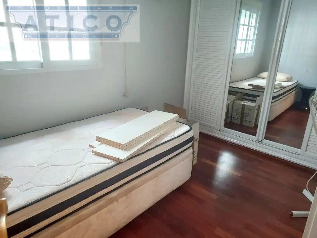 Bedroom of Flat for sale in Sevilla  with Air Conditioner and Terrace
