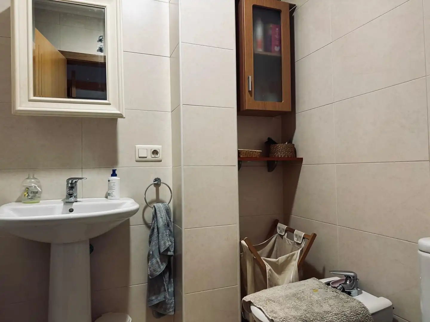 Bathroom of Flat for sale in San Cibrao das Viñas  with Heating and Balcony