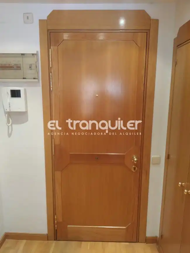 Wohnung zur Miete in Madrid mit Parkett, Schwimmbad und Möbliert