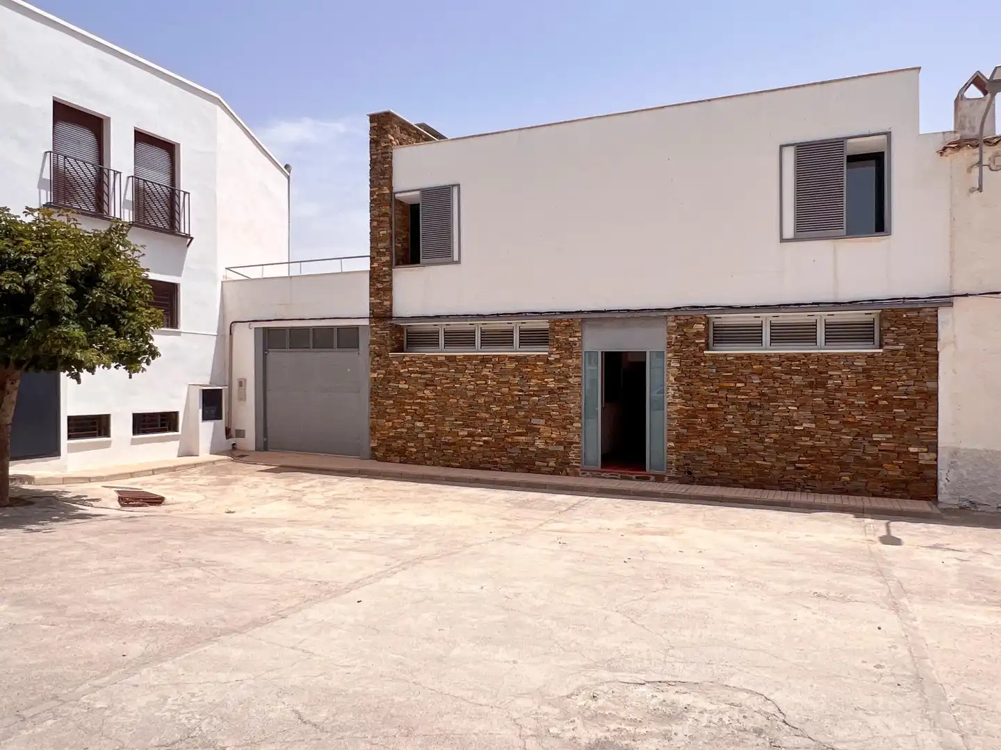 Vista exterior de Casa o xalet en venda en Fondón amb Jardí privat i Terrassa