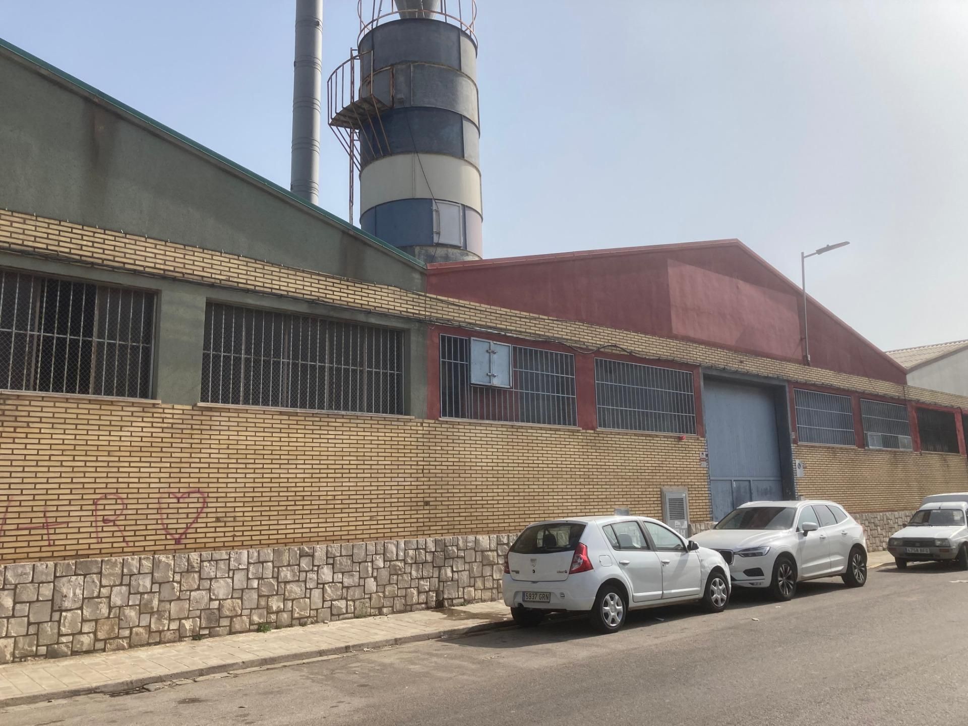 Vista exterior de Nau industrial en venda en Alaquàs