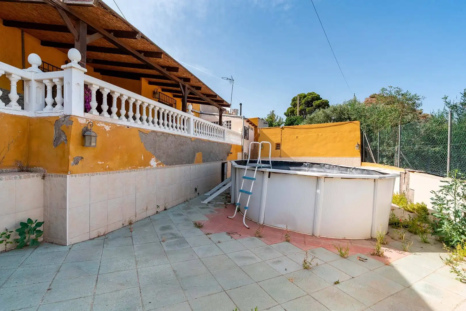 Piscina de Finca rústica en venda en Rioja amb Jardí privat