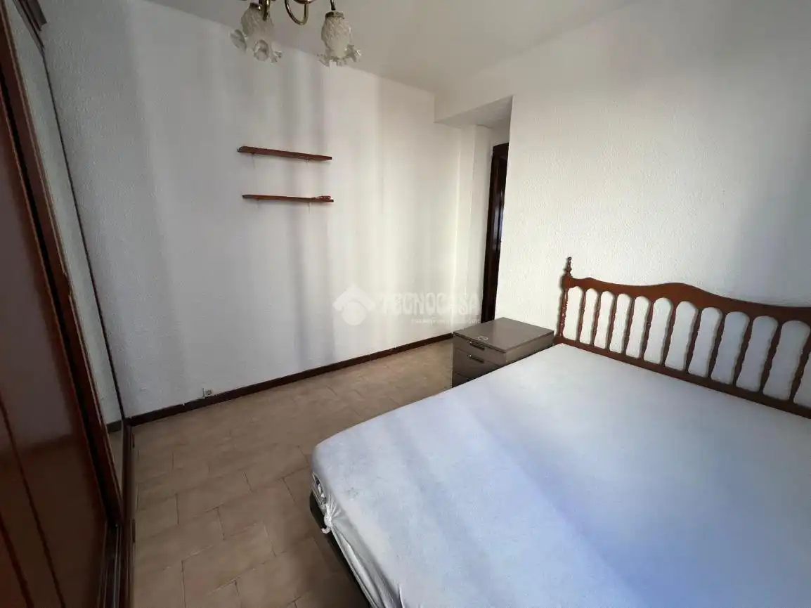 Habitación de Piso en venta en Zaragoza con Calefacción