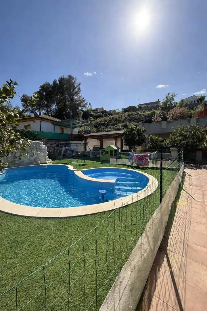 Casa amb terrassa en venda a Cabrera d'Anoia