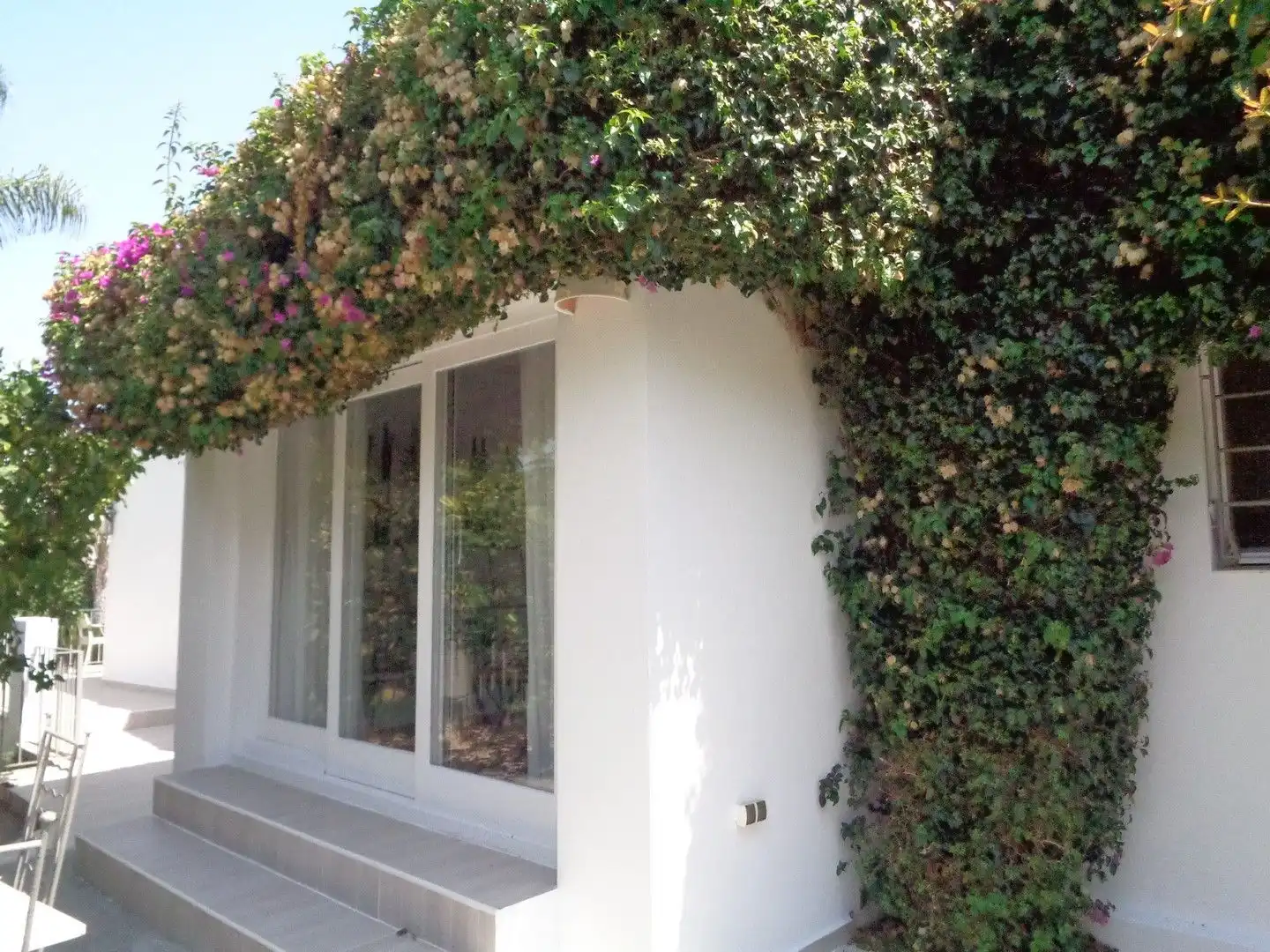 Vista exterior de Casa o xalet en venda en Jávea / Xàbia amb Aire condicionat, Calefacció i Jardí privat