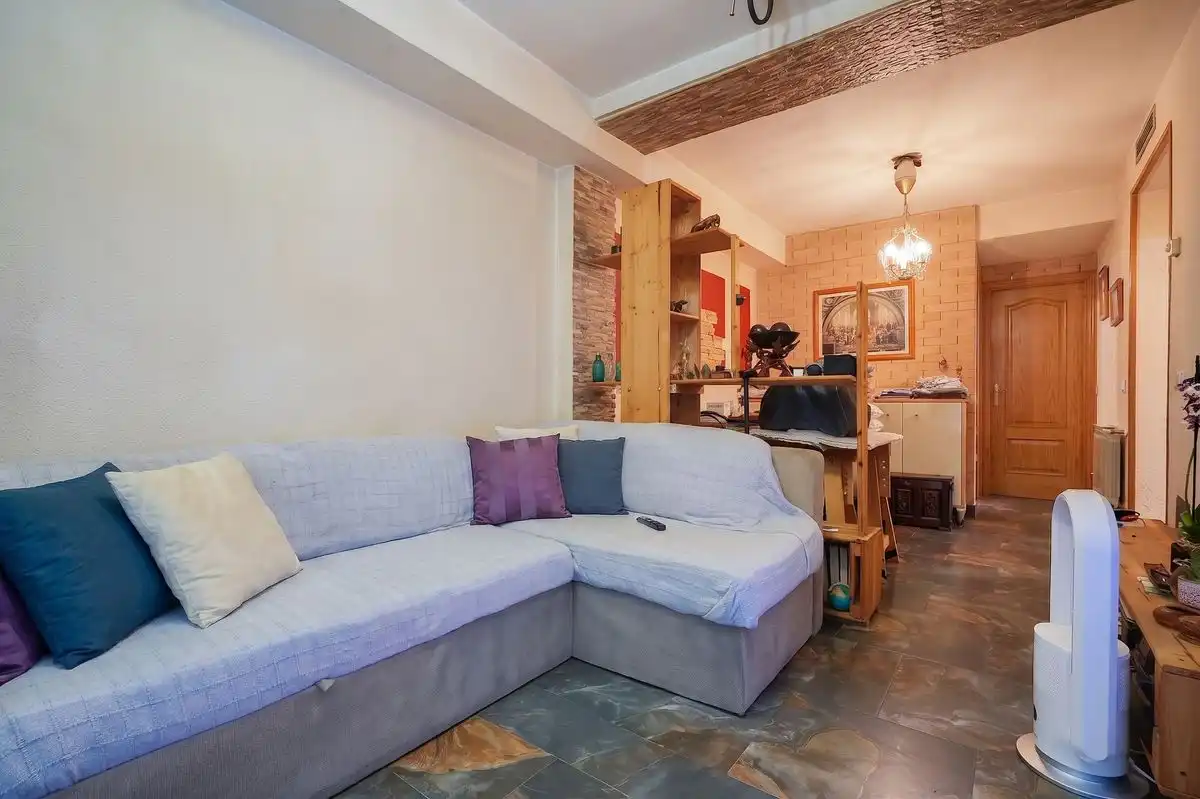 Sala d'estar de Planta baixa en venda en Madrid amb Calefacció