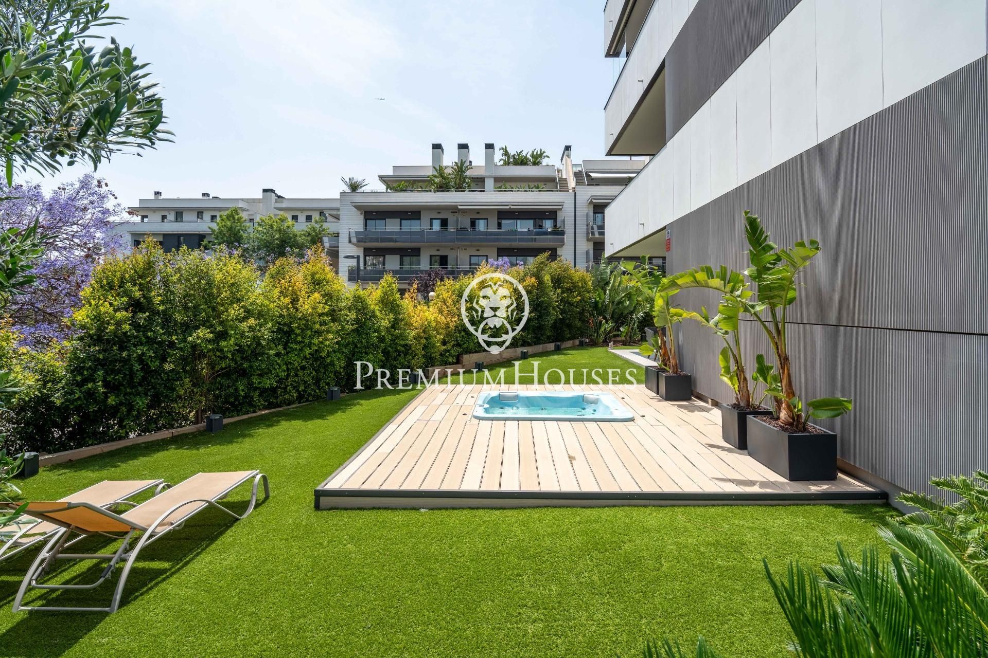 Terrace of Planta baja for sale in Sitges  with Air Conditioner, Heating and Private garden