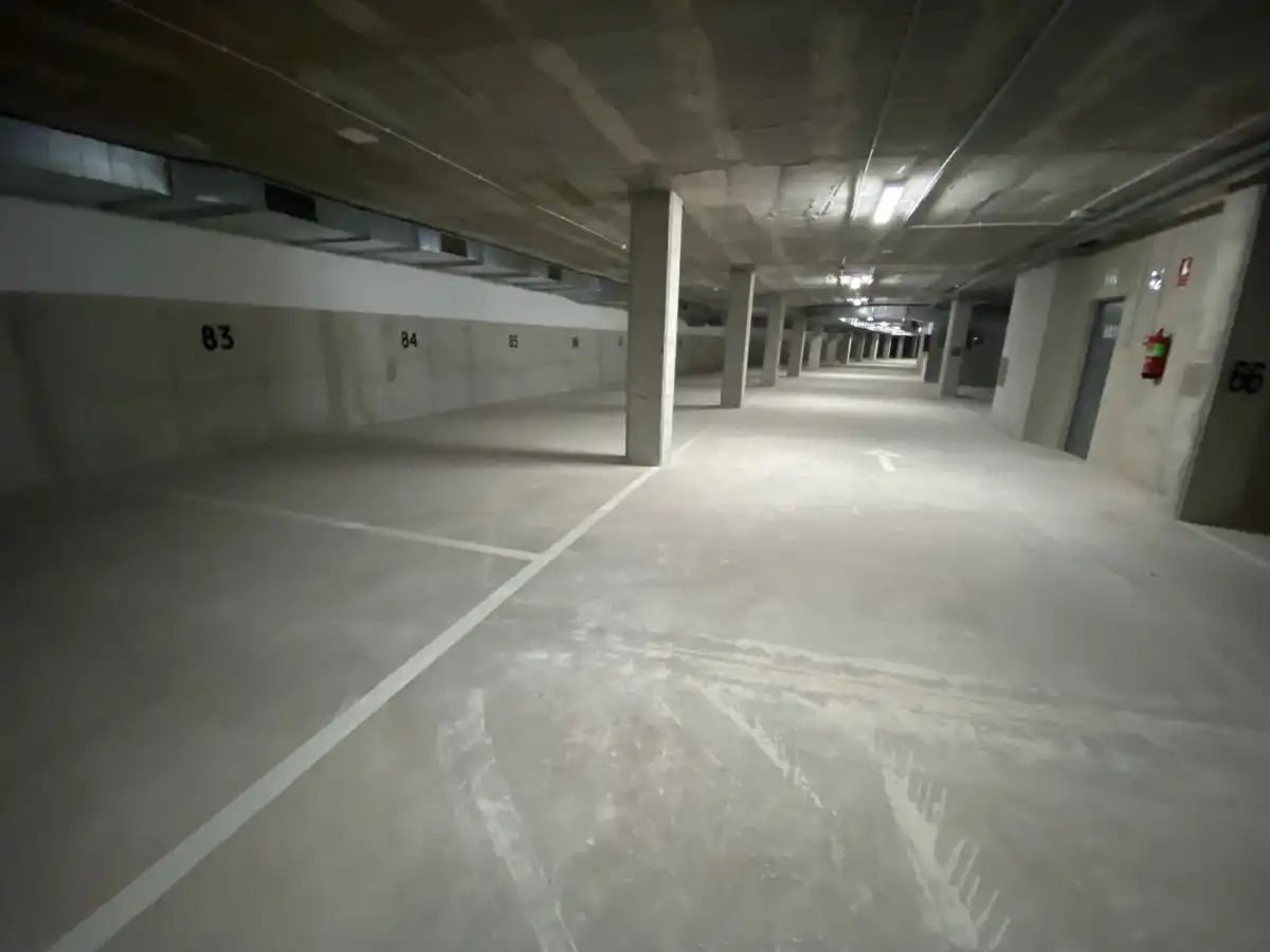 Parkplatz von Wohnungen zum Verkauf in La Ràpita mit Klimaanlage, Heizung und Terrasse