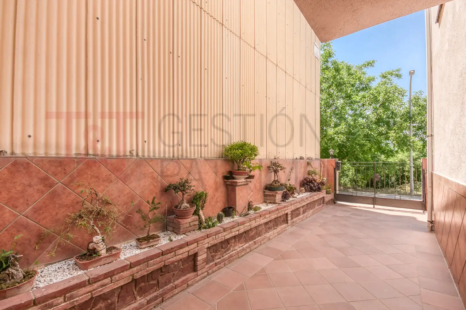Terraza de Piso en venta en Sant Feliu de Codines con Calefacción, Terraza y Horno