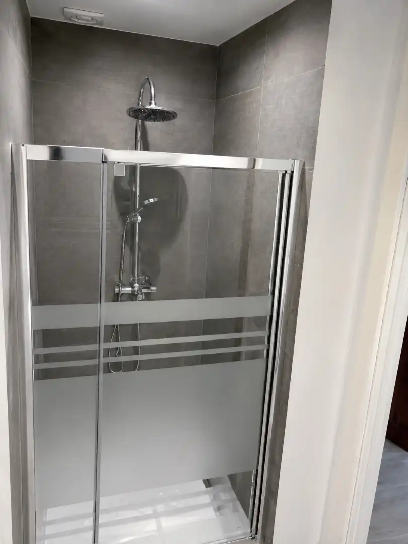 Bathroom of Flat for rent in Santander  with Heating, Terrace and Furnished