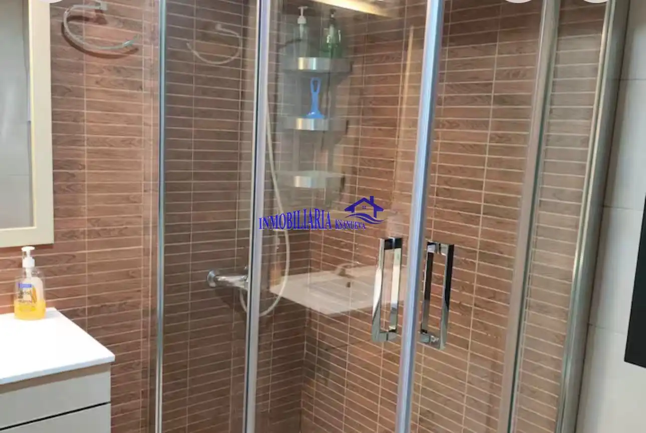 Bathroom of Flat for sale in Córdoba