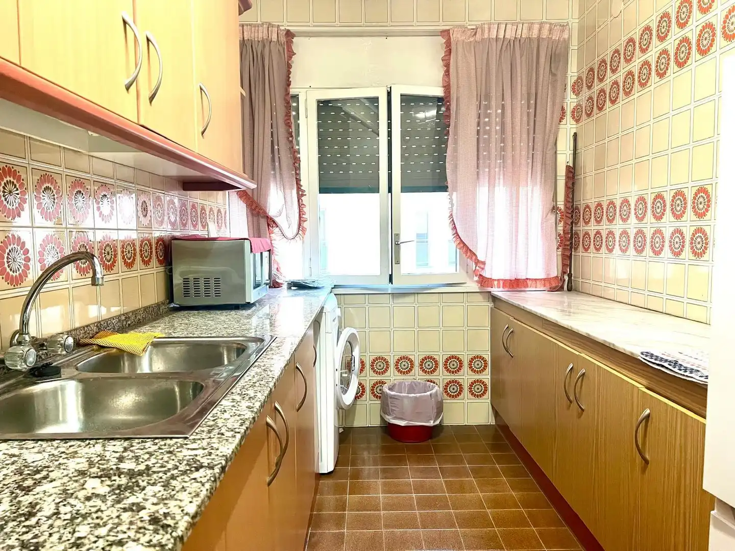 Küche von Wohnung zum Verkauf in Amposta mit Terrasse, Abstellraum und Möbliert