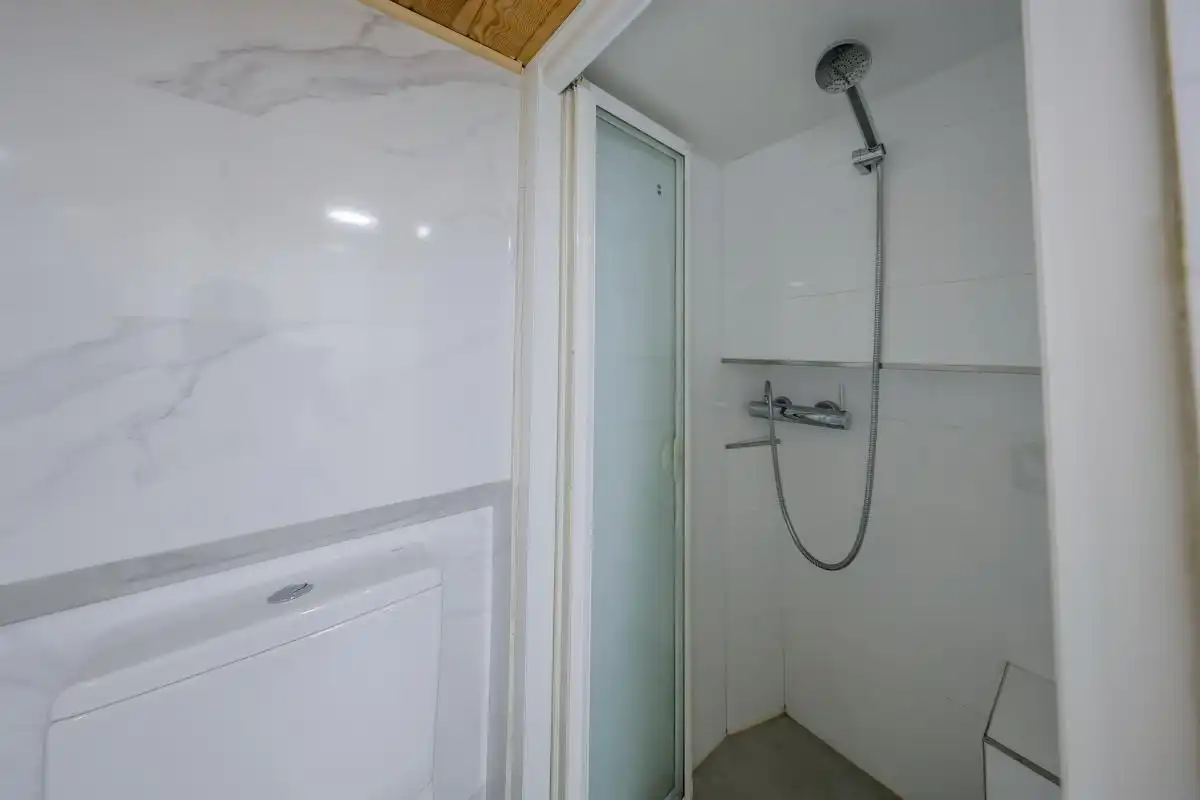 Bathroom of Duplexes for rent in Madrid  with Heating and Furnished
