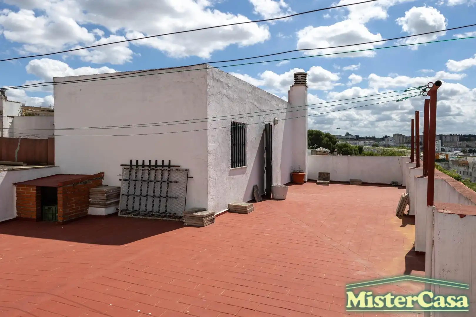 Exterior view of Houses for sale in Jerez de la Frontera  with Air Conditioner, Terrace and Storage room