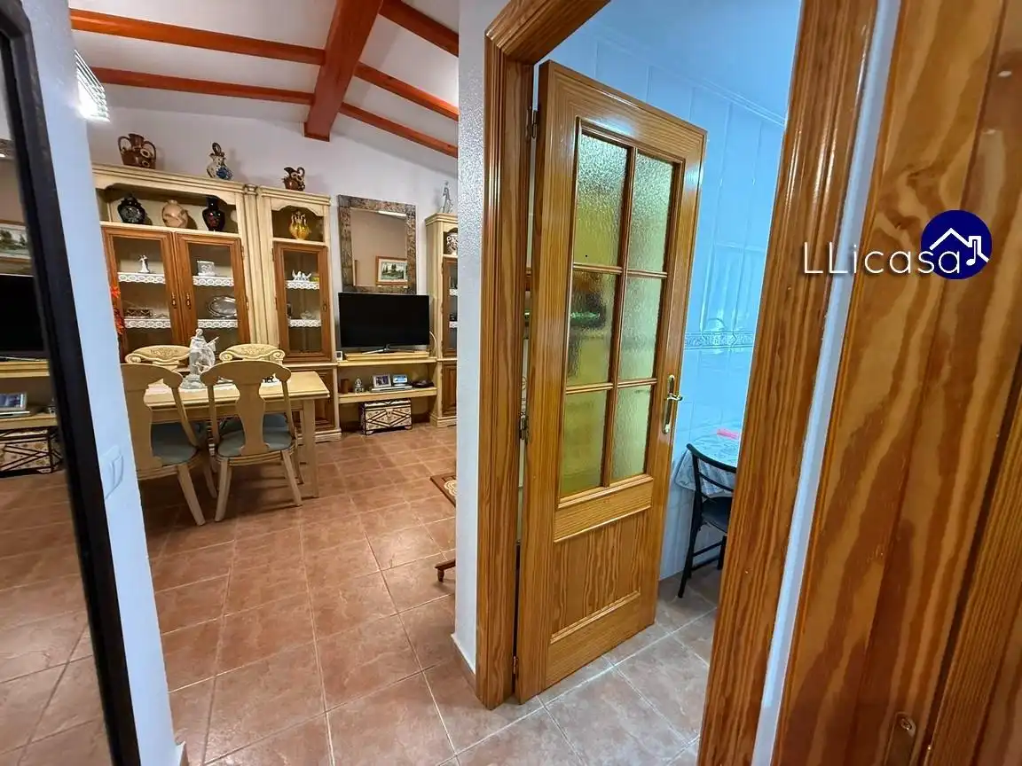 Casa adosada en venta en La Pobla de Vallbona con Aire acondicionado, Jardín privado y Terraza