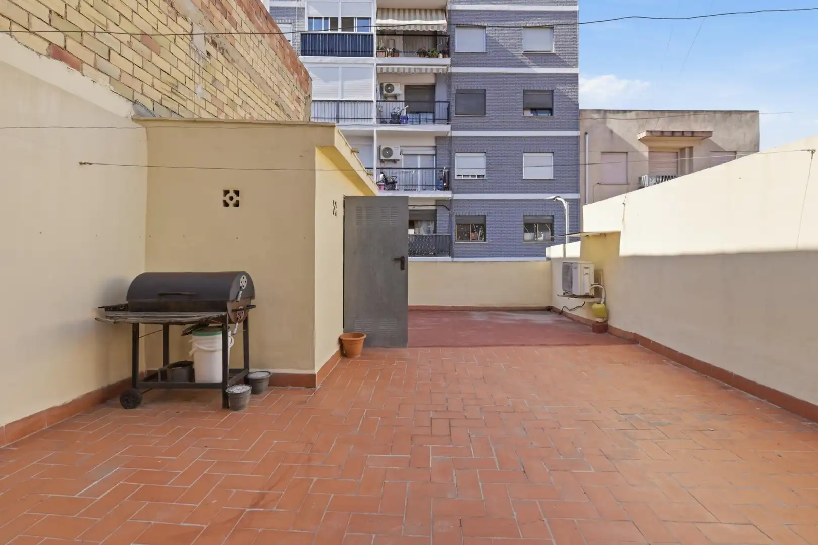 Terrassa de Casa adosada en venda en Torrent