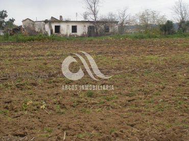 Casa rustica in vendita a Periurbano Oeste - Sierra