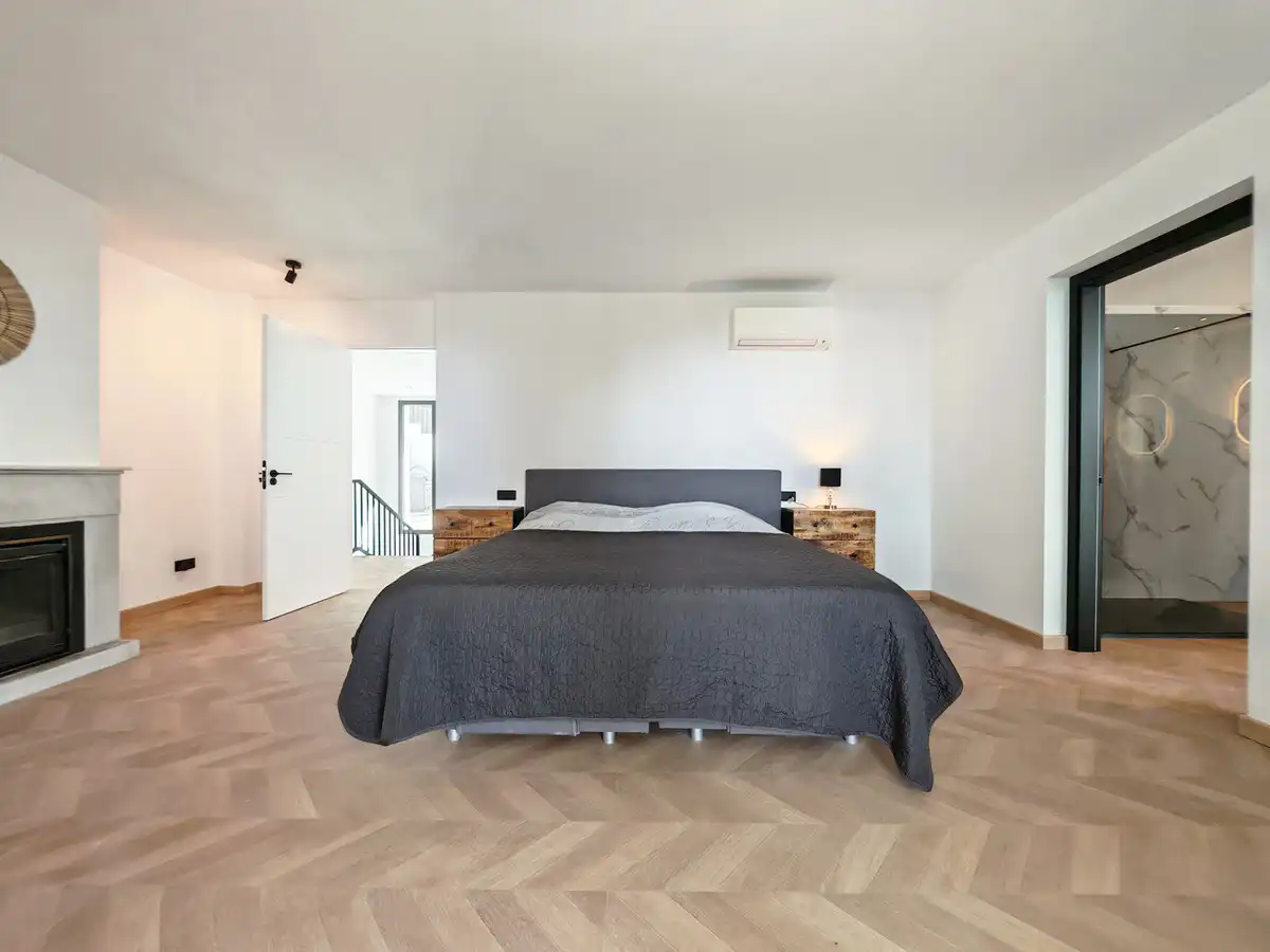 Chalet con piscina en venta en Elviria - Cabopino, imagen 10