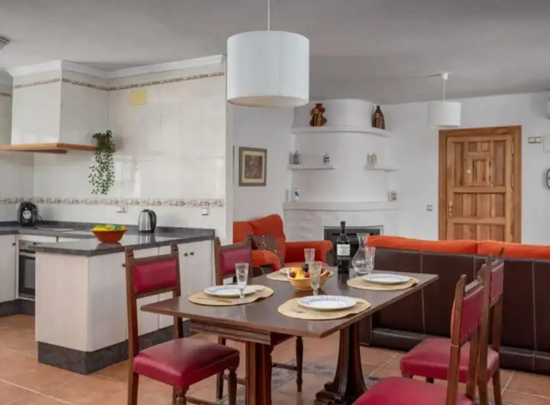 Casa rústica con piscina en venta en Punta Plata, imagen 10