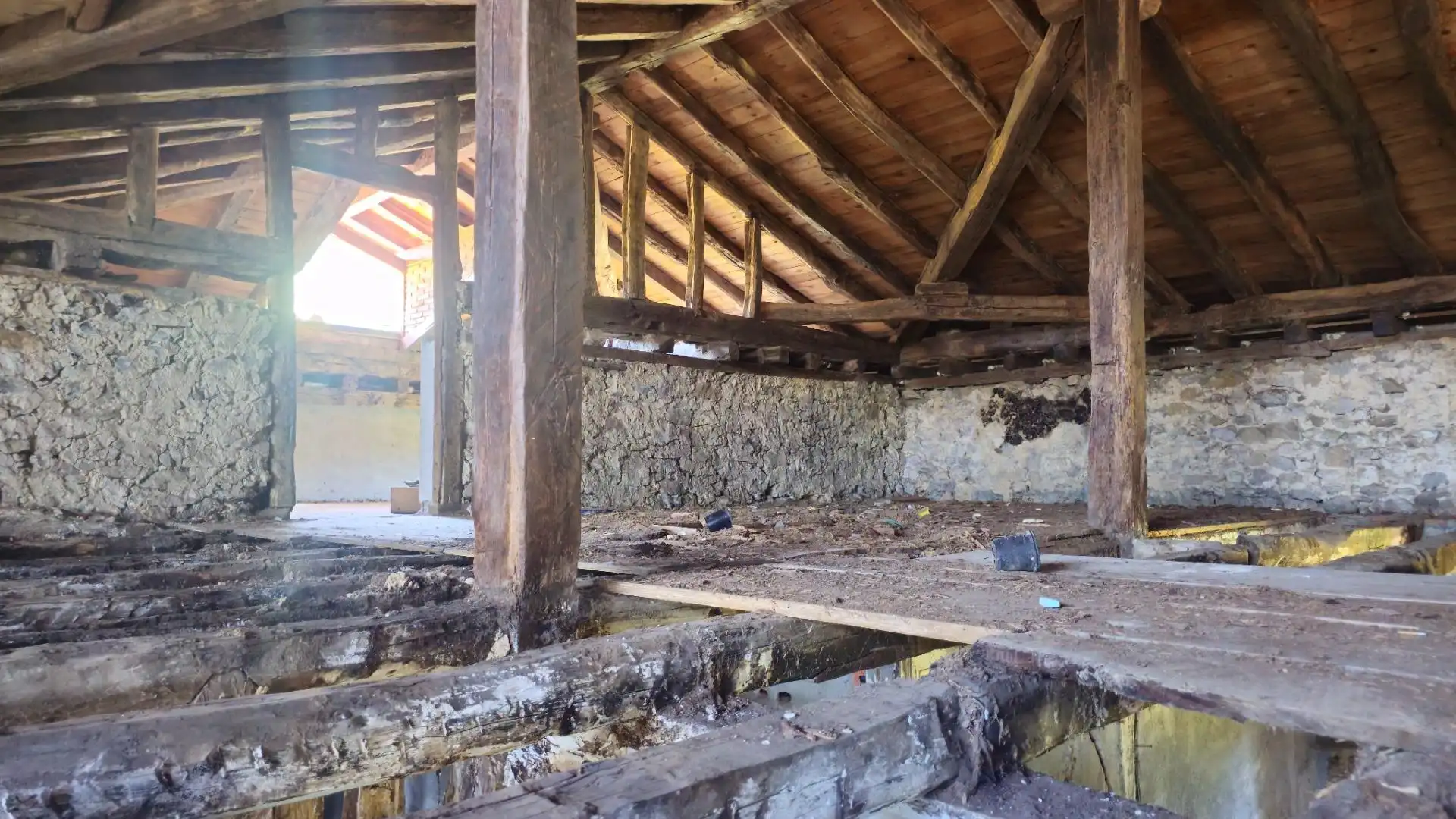 Casa o chalet en venta en Sopuerta con Jardín privado, Trastero y Balcón