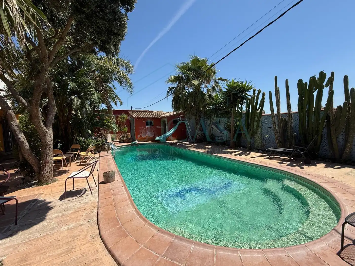 Piscina de Casa o xalet en venda en Chiclana de la Frontera amb Jardí privat, Terrassa i Traster