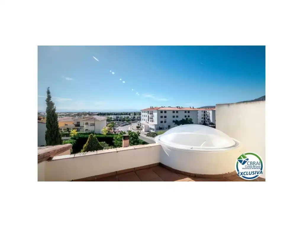 Casa o xalet en venda a Calle D'Aristotil, 27, Els Grecs - Mas Oliva