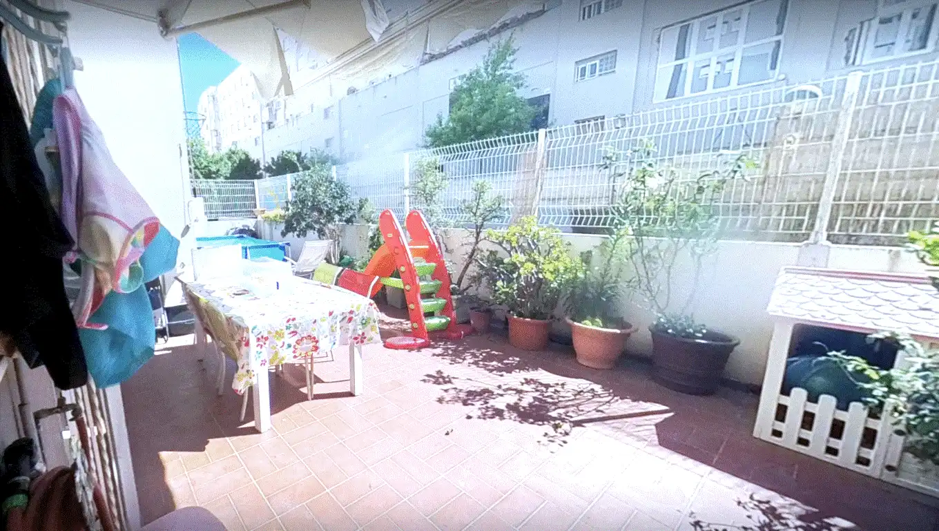 Appartamento con terrazza in vendita a Carrer Silla 38D