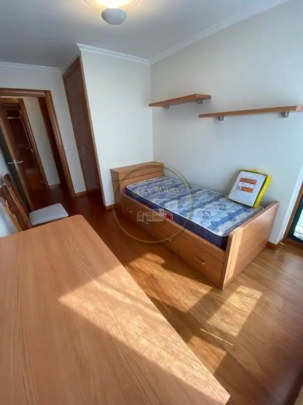 Flat for rent in Calle ZARAGOZA, O Castro
