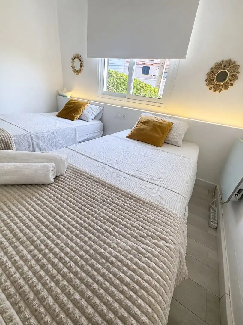Bedroom of Flat for sale in Alaior  with Air Conditioner, Heating and Terrace