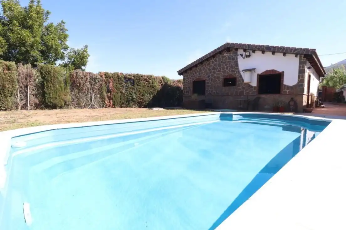 Piscina de Casa o chalet de alquiler en Alhaurín El Grande con Aire acondicionado, Jardín privado y Piscina