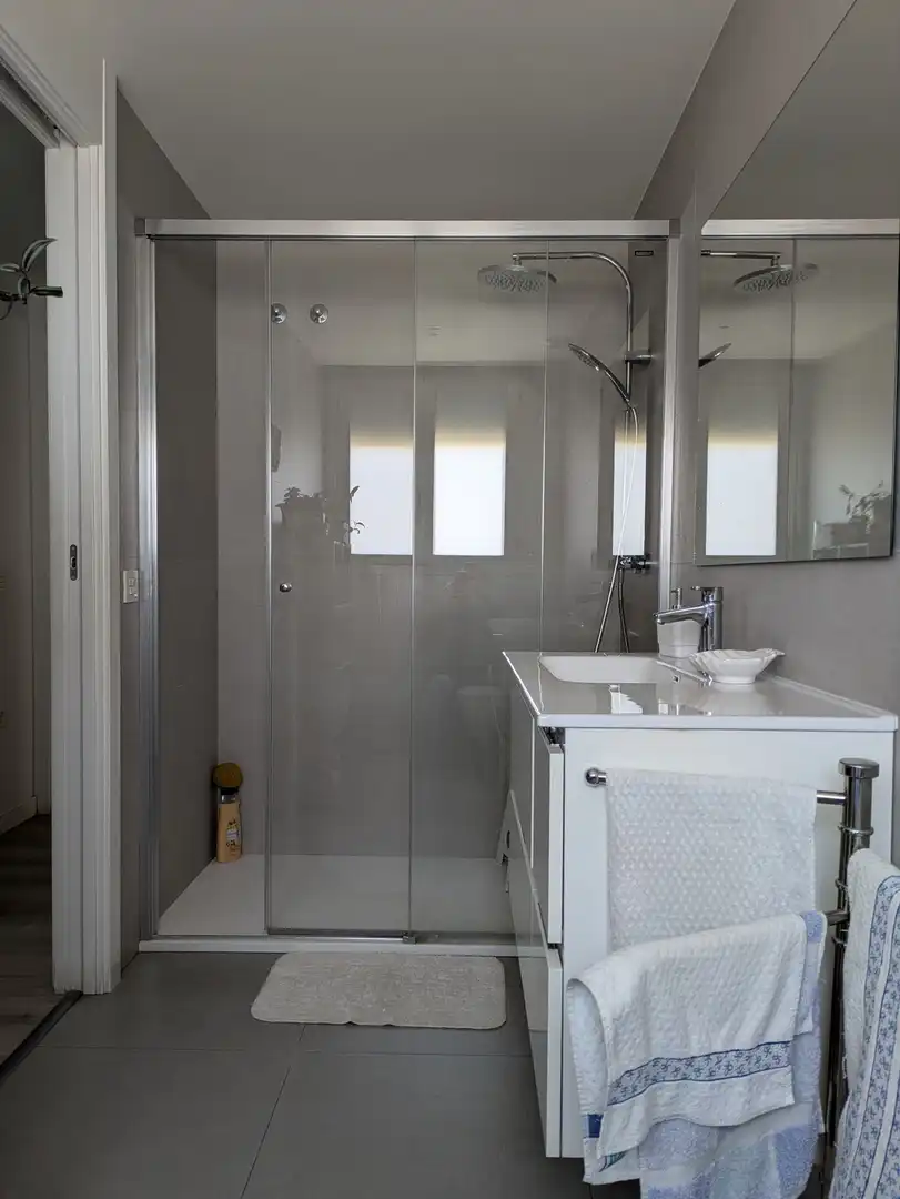 Badezimmer von Wohnung zum Verkauf in Monzón mit Klimaanlage, Heizung und Terrasse