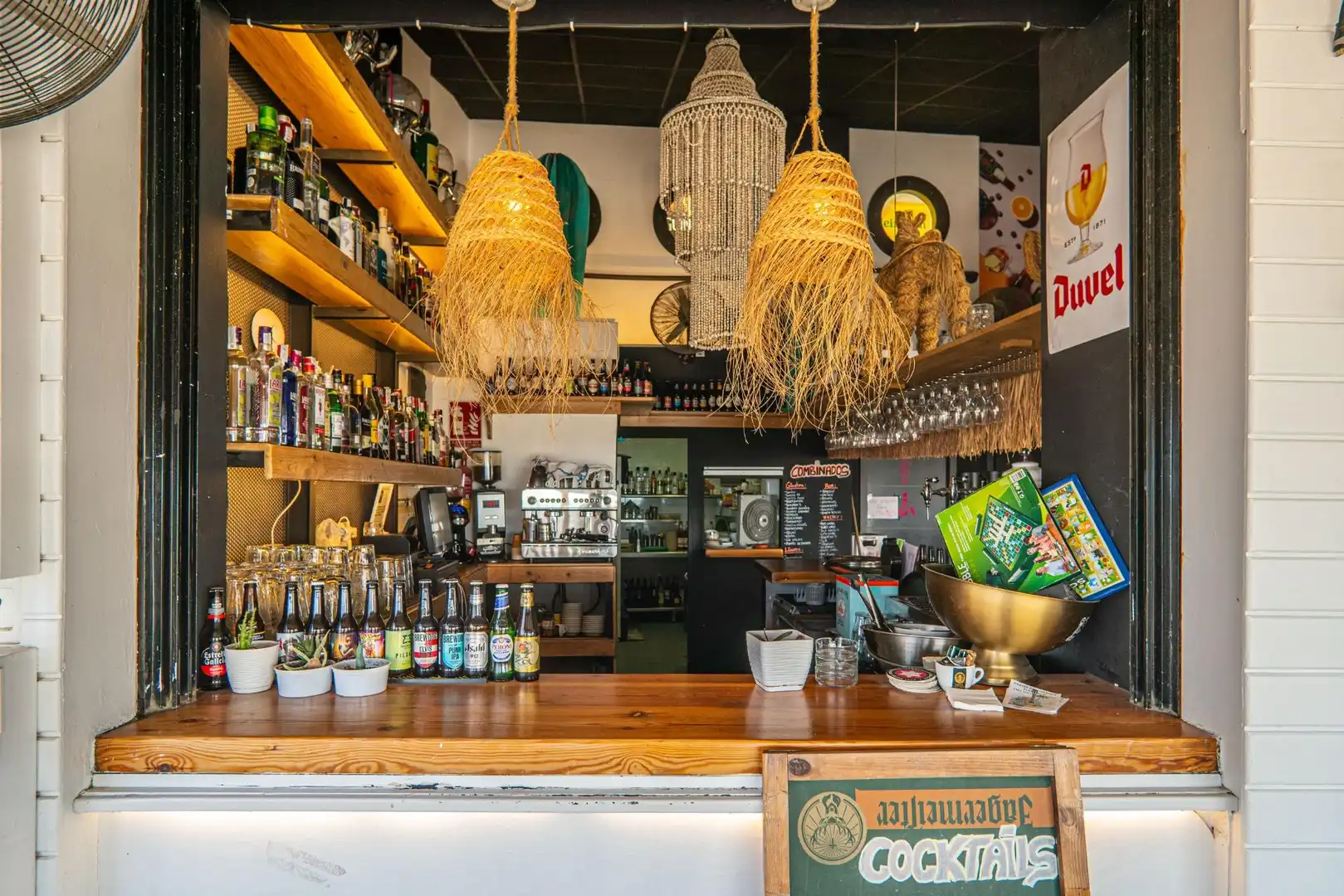 Local de alquiler en Rincón de la Victoria con Aire acondicionado, Terraza y Amueblado