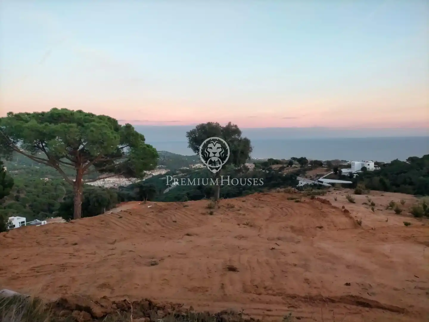 Terreno residencial en venta en El Mirador - La Cornisa